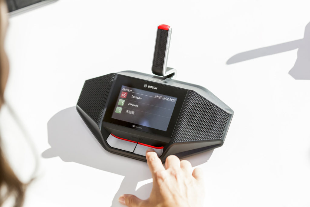 Bosch DICENTIS Wireless Conferencing System Pacific AV